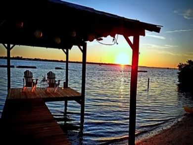 Palmetto Two Bedroom Home Vacation Rental